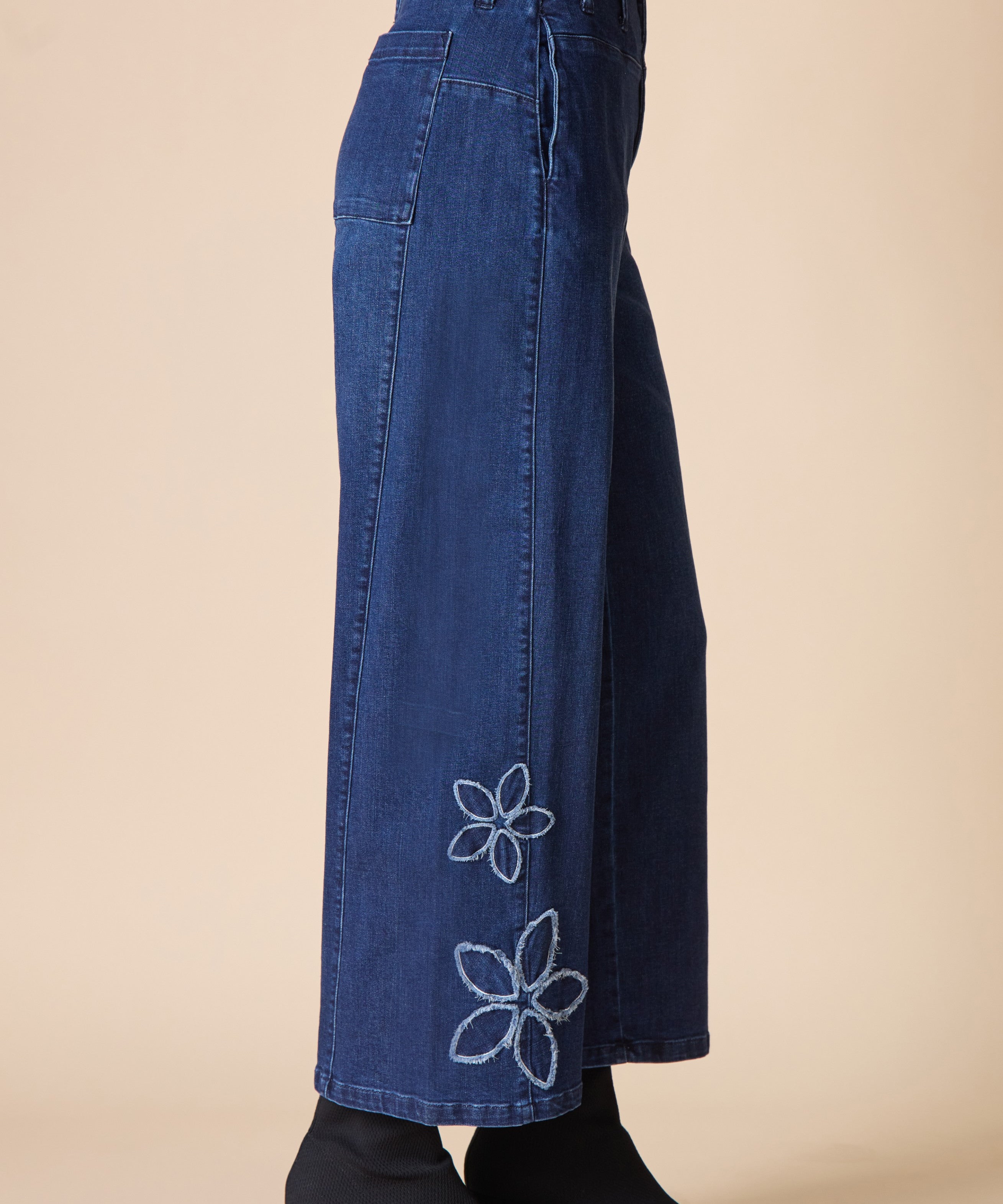 Stretch Denim Tossed Flower Jean