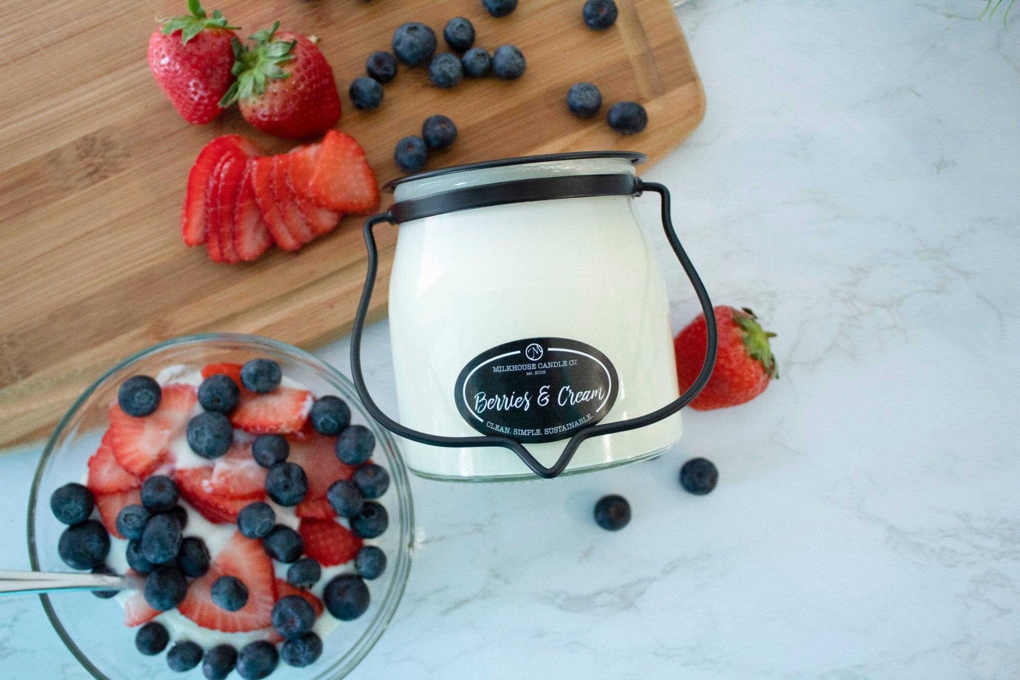 16 oz Butter Jar Candle: Berries & Cream - Milkhouse Candle Company - 849564011424 - Sugar River Shoppe - 