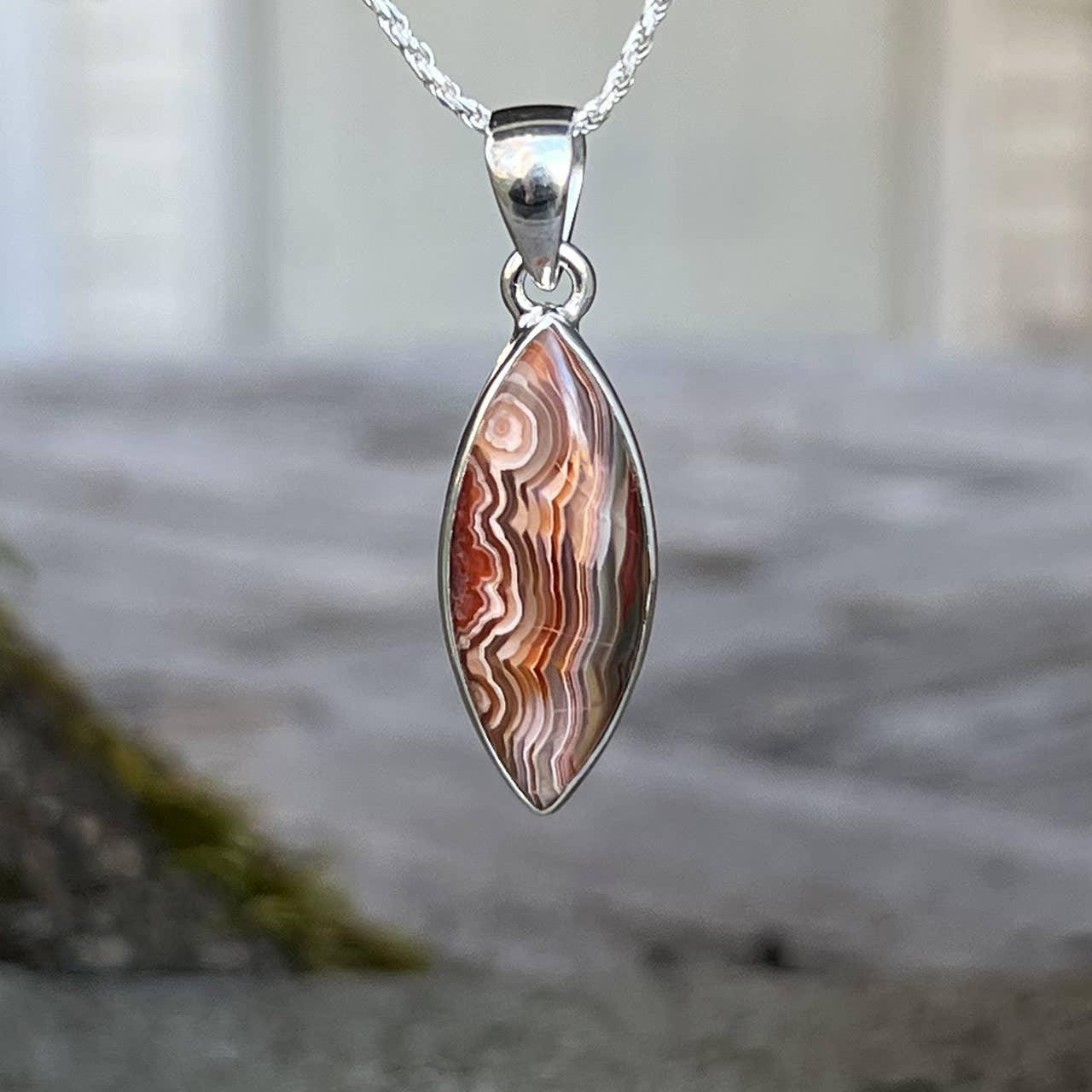 Laguna Lace Agate Pendant - Sugar River Shoppe