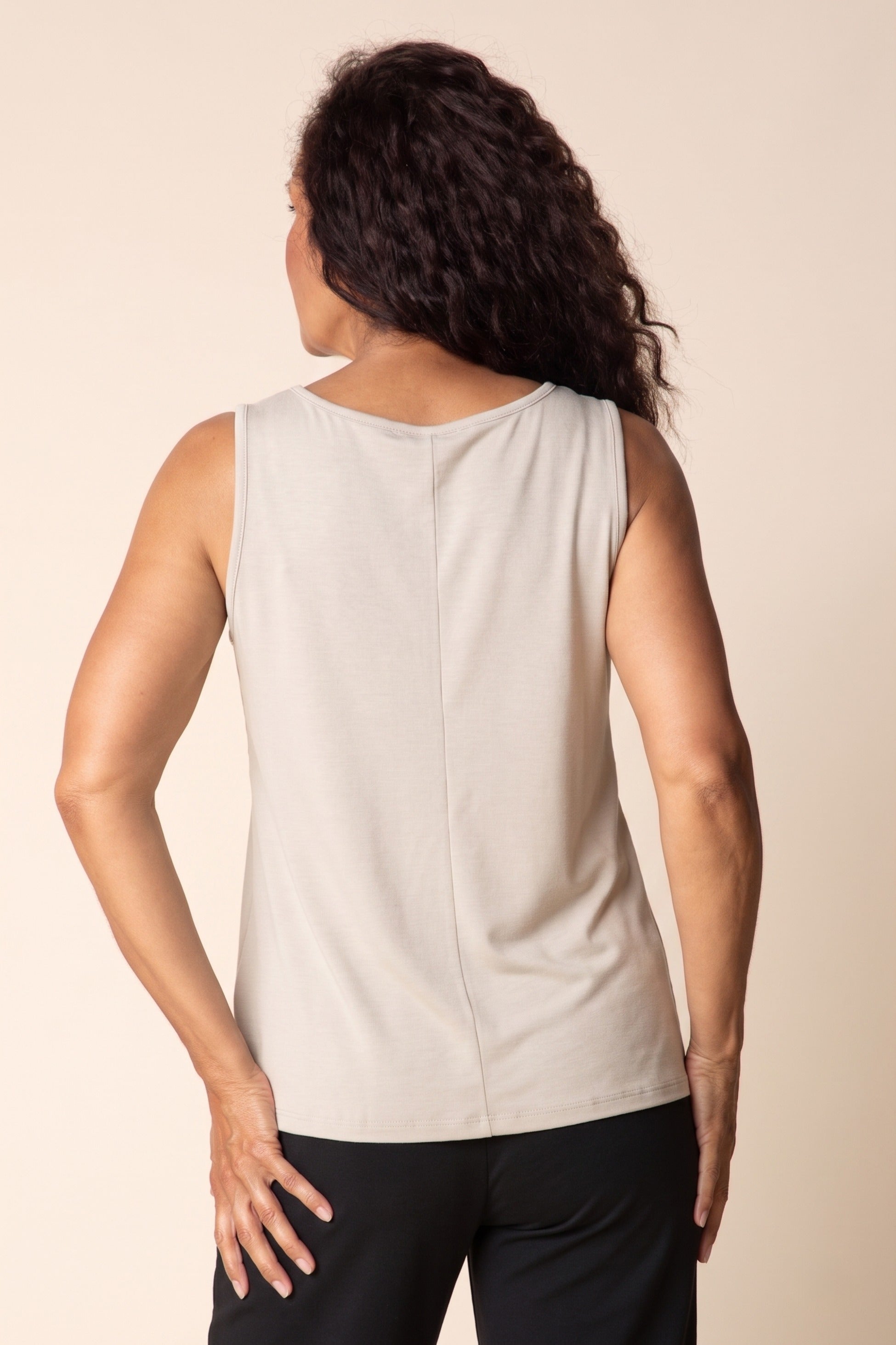 Core Travel Knit Solid Easy Tank - Dove