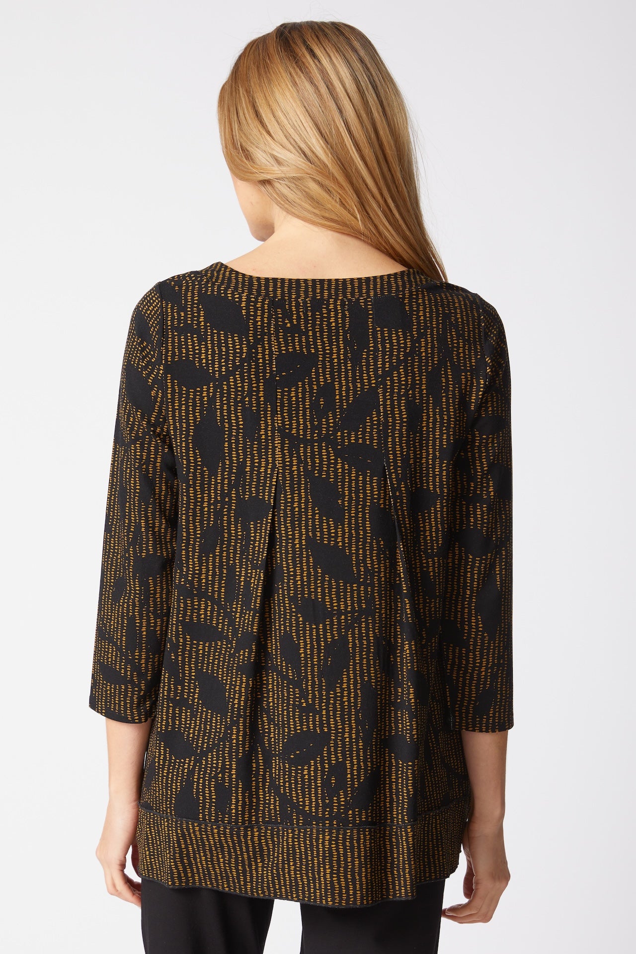 Core Travel Mix Pleat Back Tunic - Sugar River Shoppe