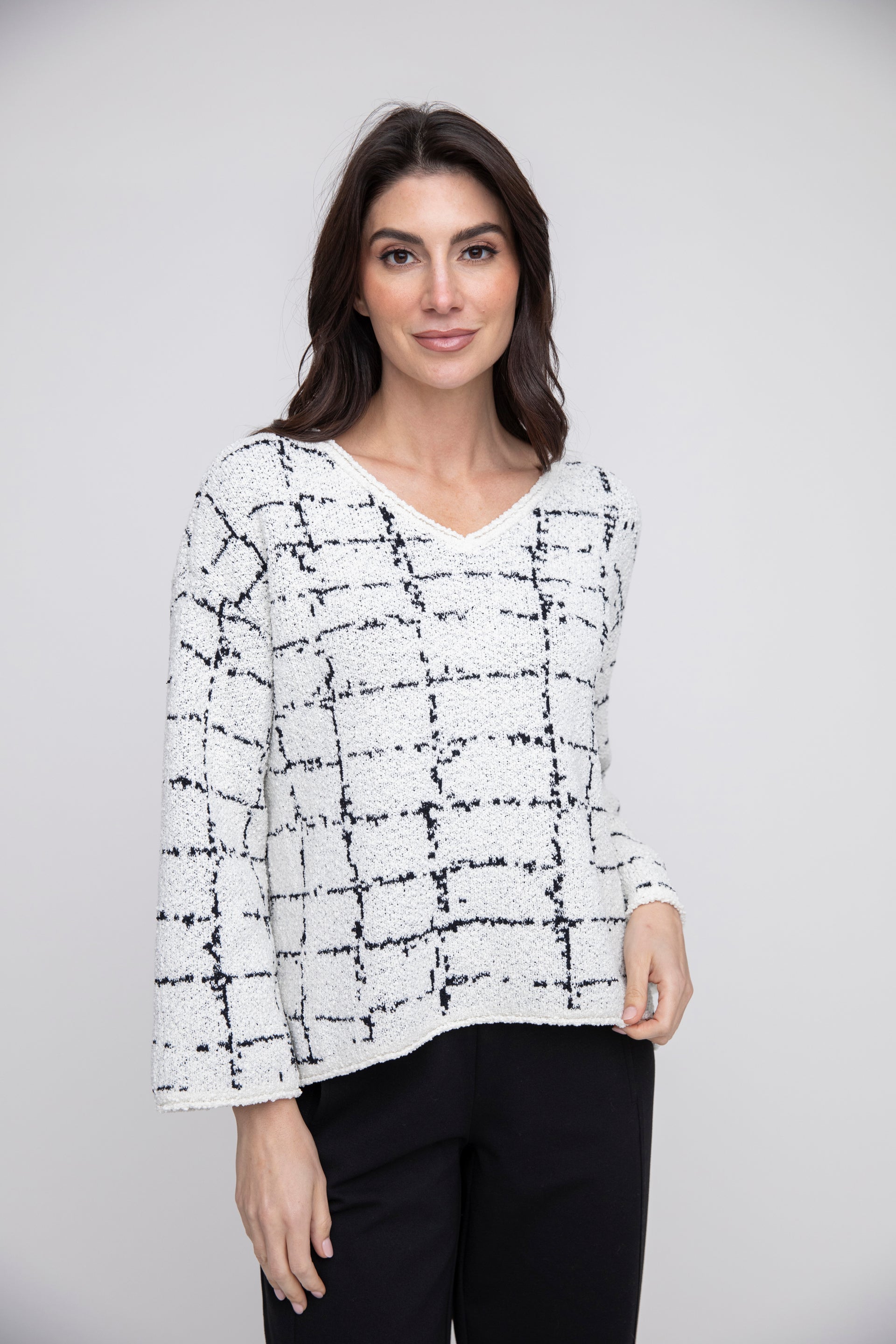 Boucle Windowpane V-Neck Swing Pullover