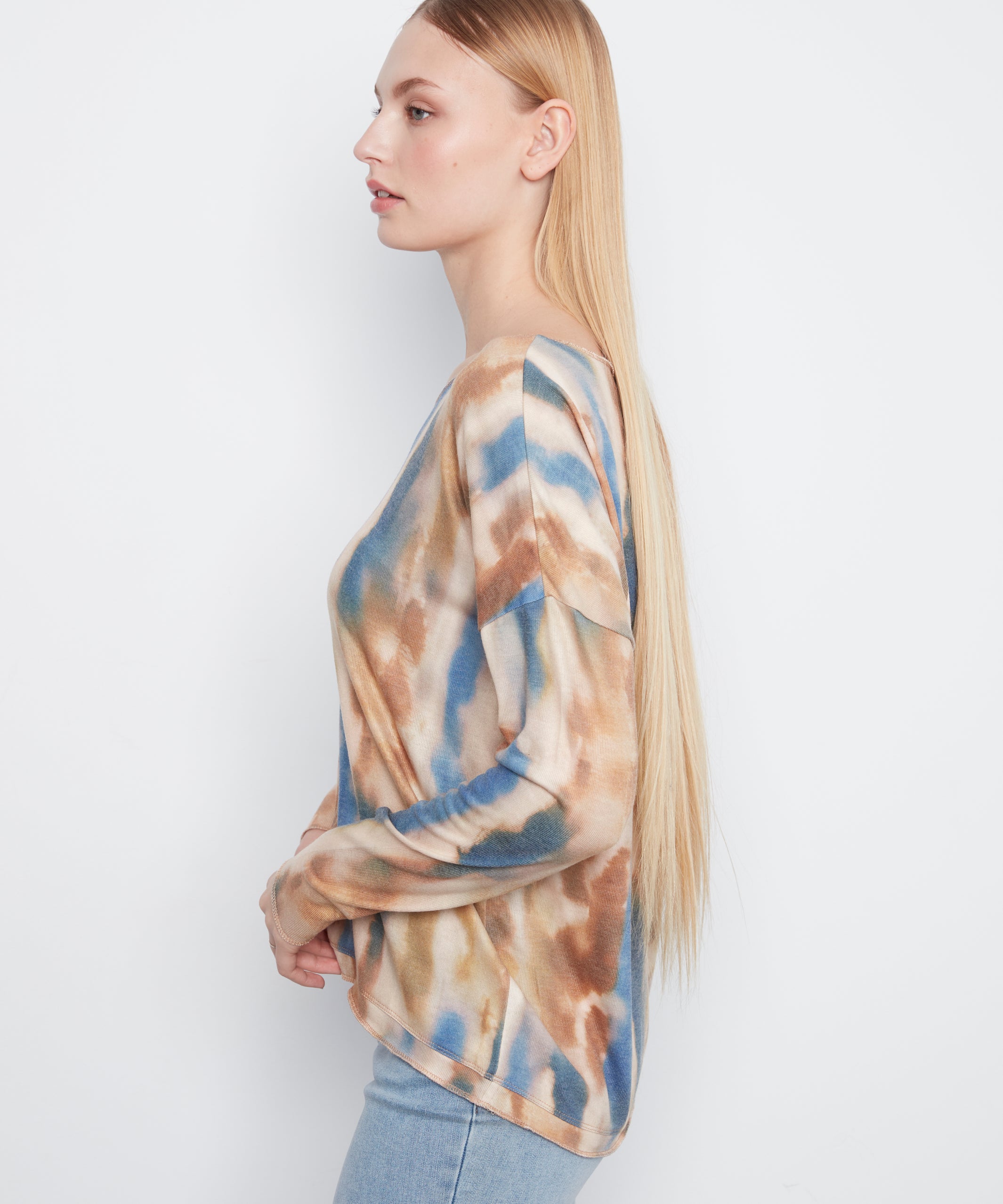 Printed Long Sleeve V-Neck Top