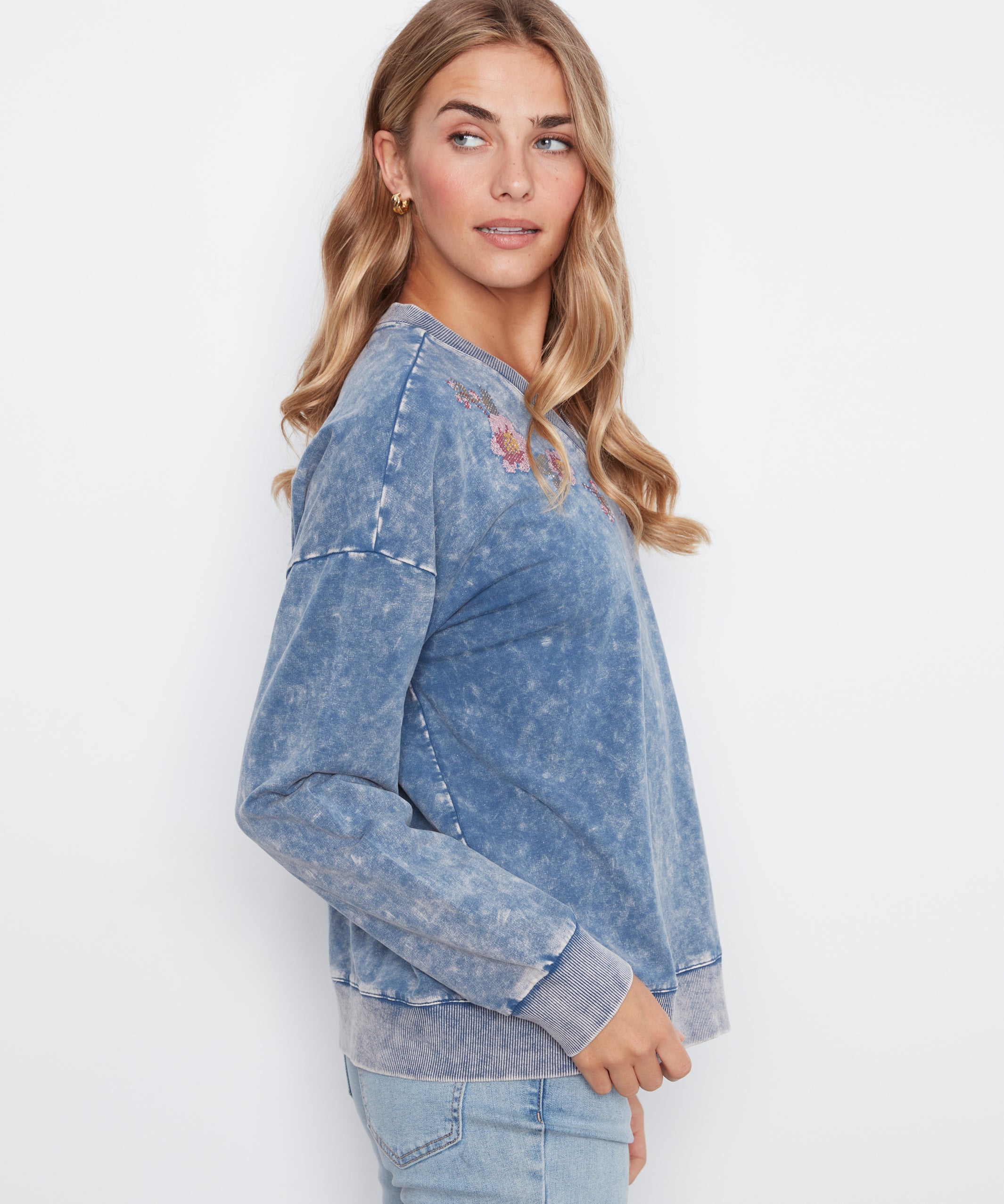 Cold Dye Terry V-Neck Top