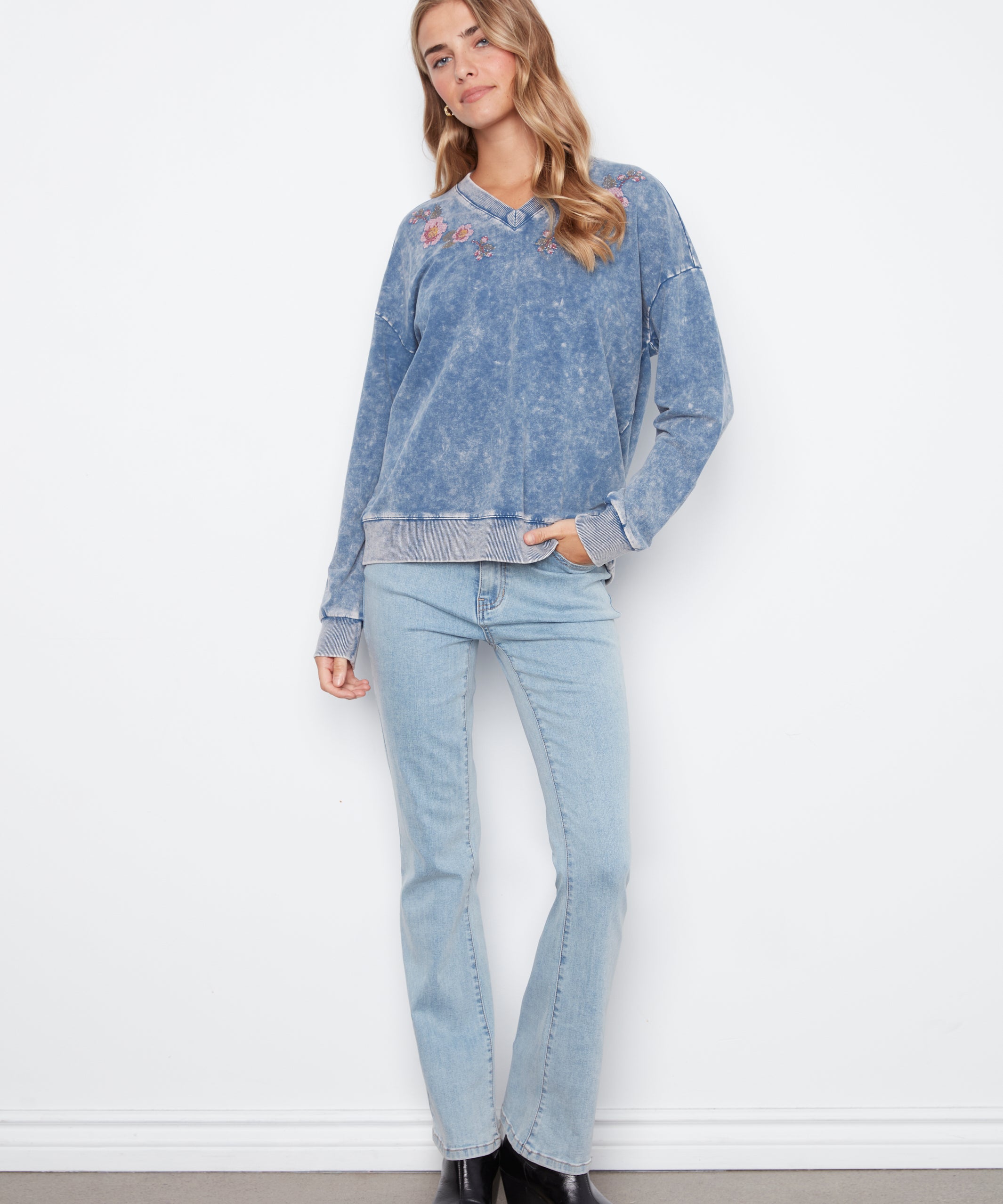 Cold Dye Terry V-Neck Top