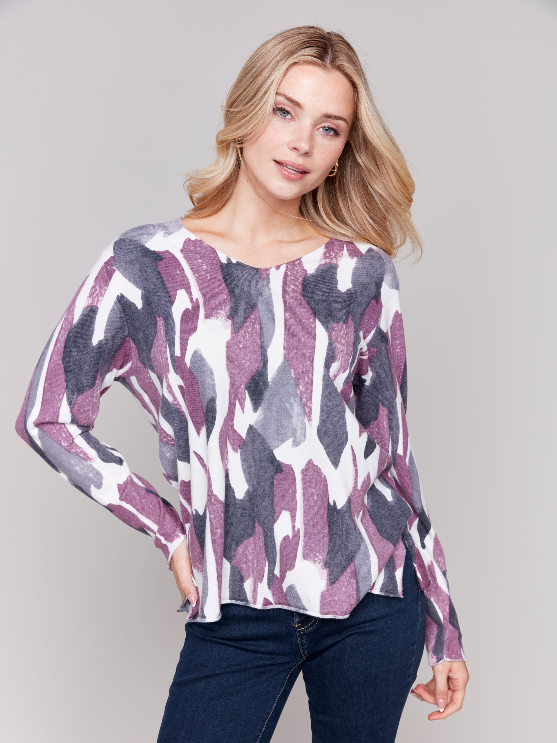 Printed V Neck Long Sleeve Plushy Basic Sweater