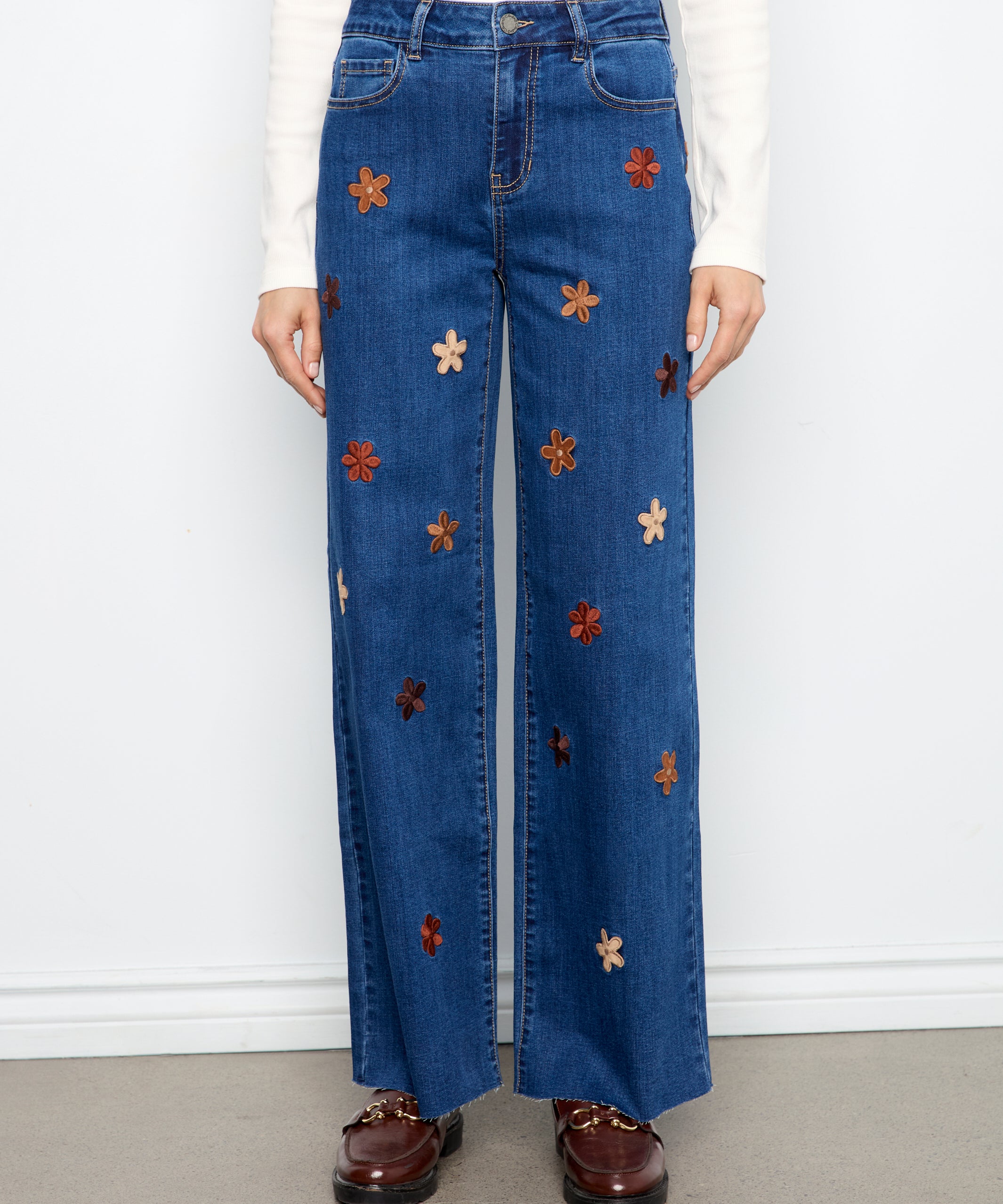 Wide Leg Jeans with Suede Flower Patches