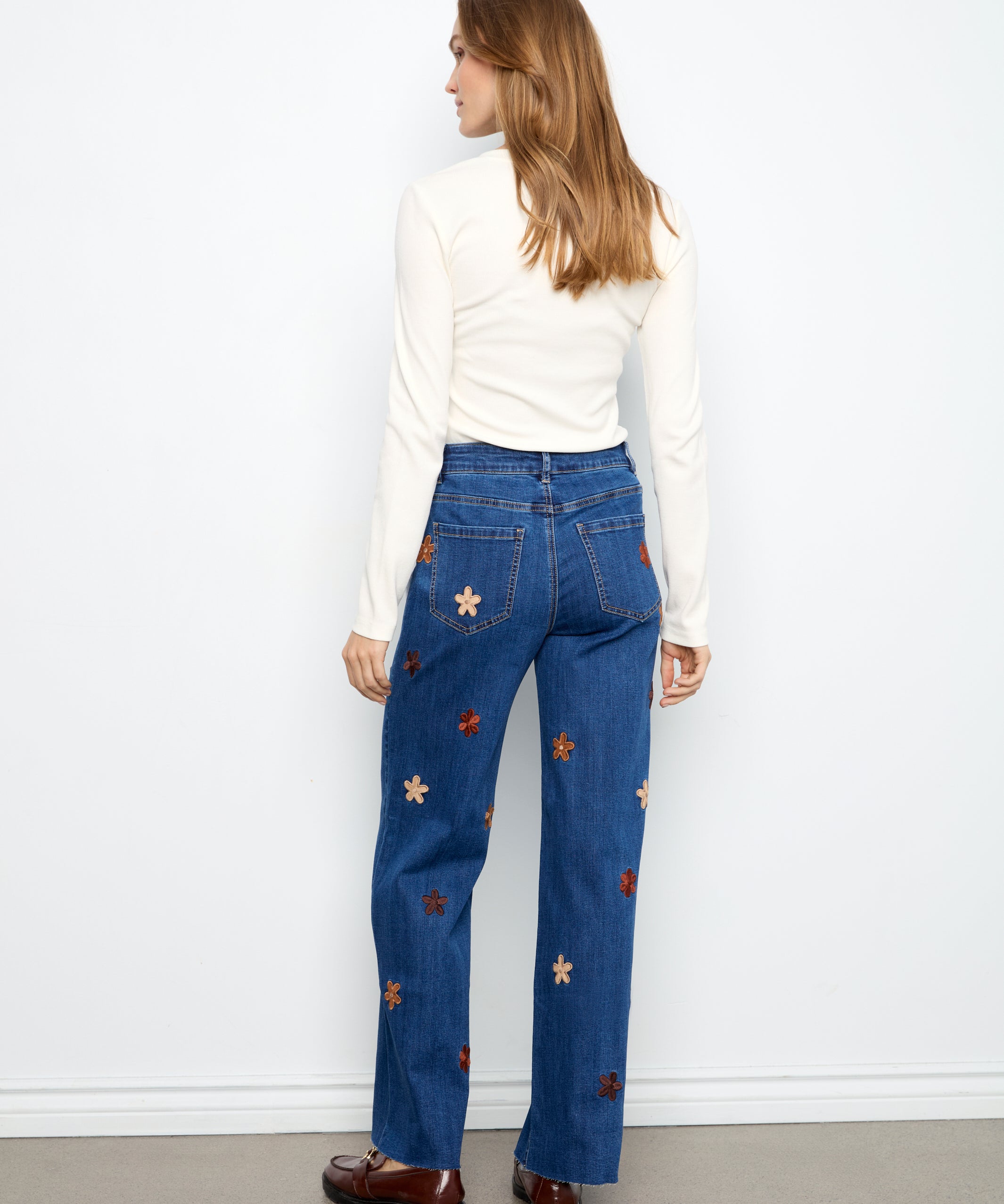 Wide Leg Jeans with Suede Flower Patches