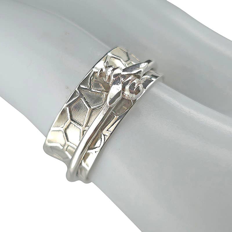 Sterling Silver Bee Spinner Ring - Sugar River Shoppe