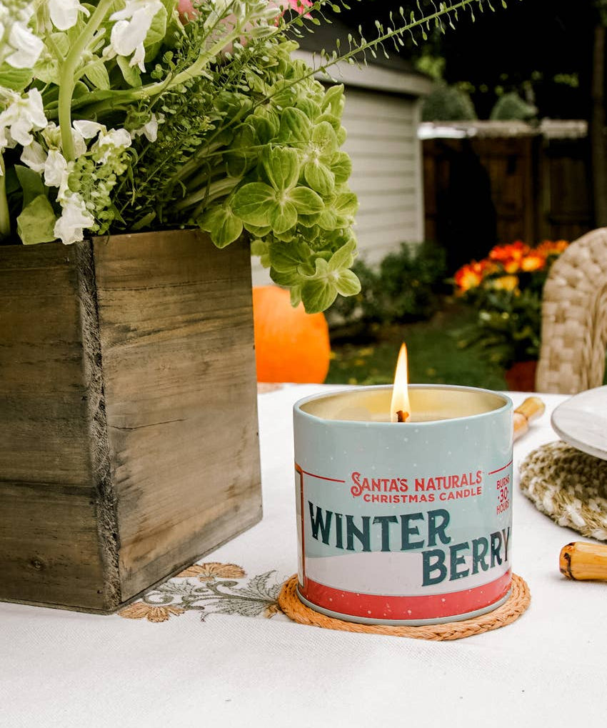 Christmas Candle in Winter Berry 9oz - Santa's Naturals - 856930006427 - Sugar River Shoppe - 