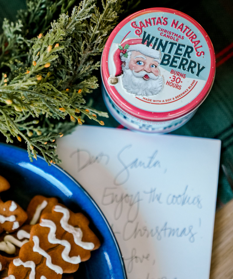 Christmas Candle in Winter Berry 9oz - Santa's Naturals - 856930006427 - Sugar River Shoppe - 