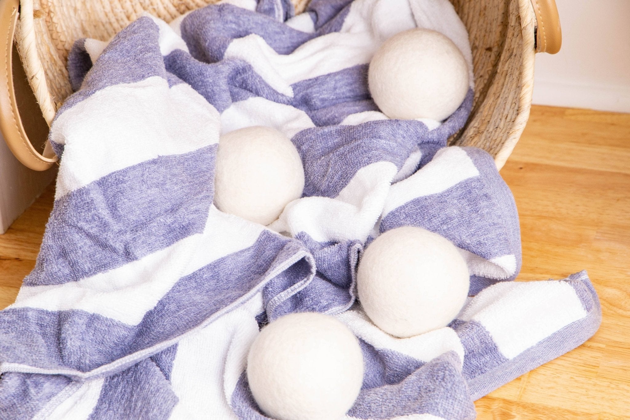 Creamy White Eco Wool Dryer Balls - Friendsheep - 722698947879 - Sugar River Shoppe - 