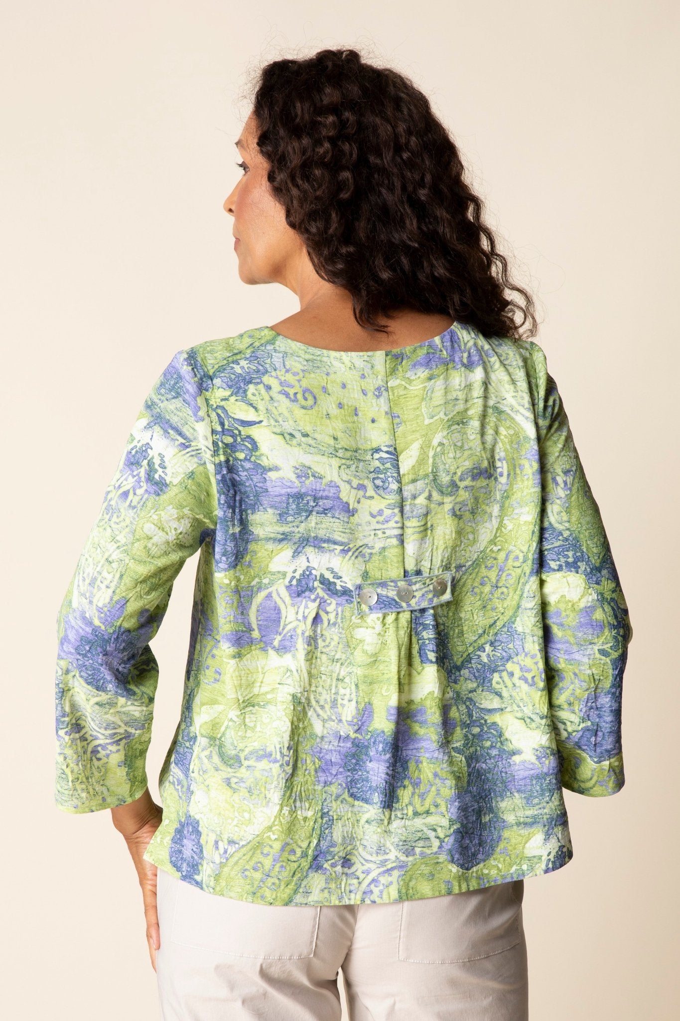 Destination Unknown Medley Pleat Back Pullover - Habitat - 194451689621 - Sugar River Shoppe - 