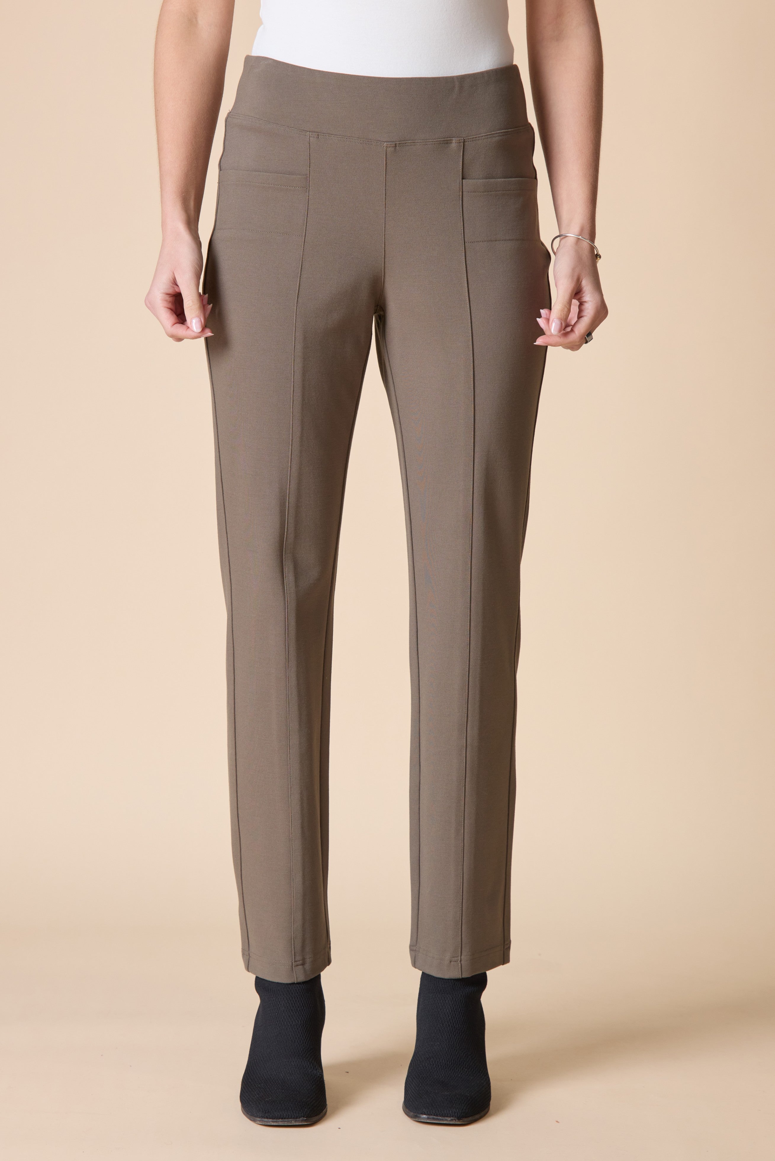 Luxe Ponte Seamed Pocket Pant - Umber