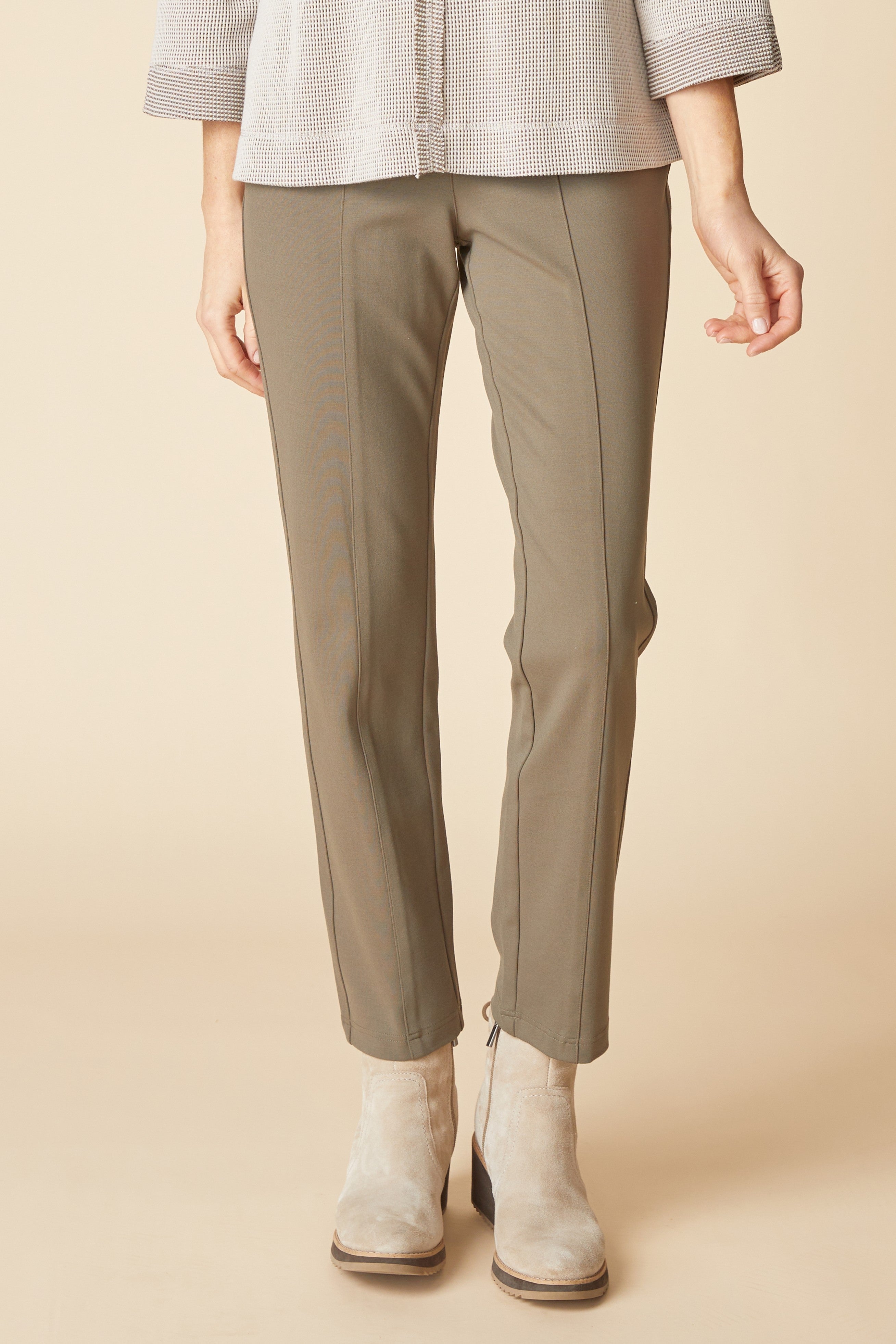 Luxe Ponte Seamed Pocket Pant - Umber