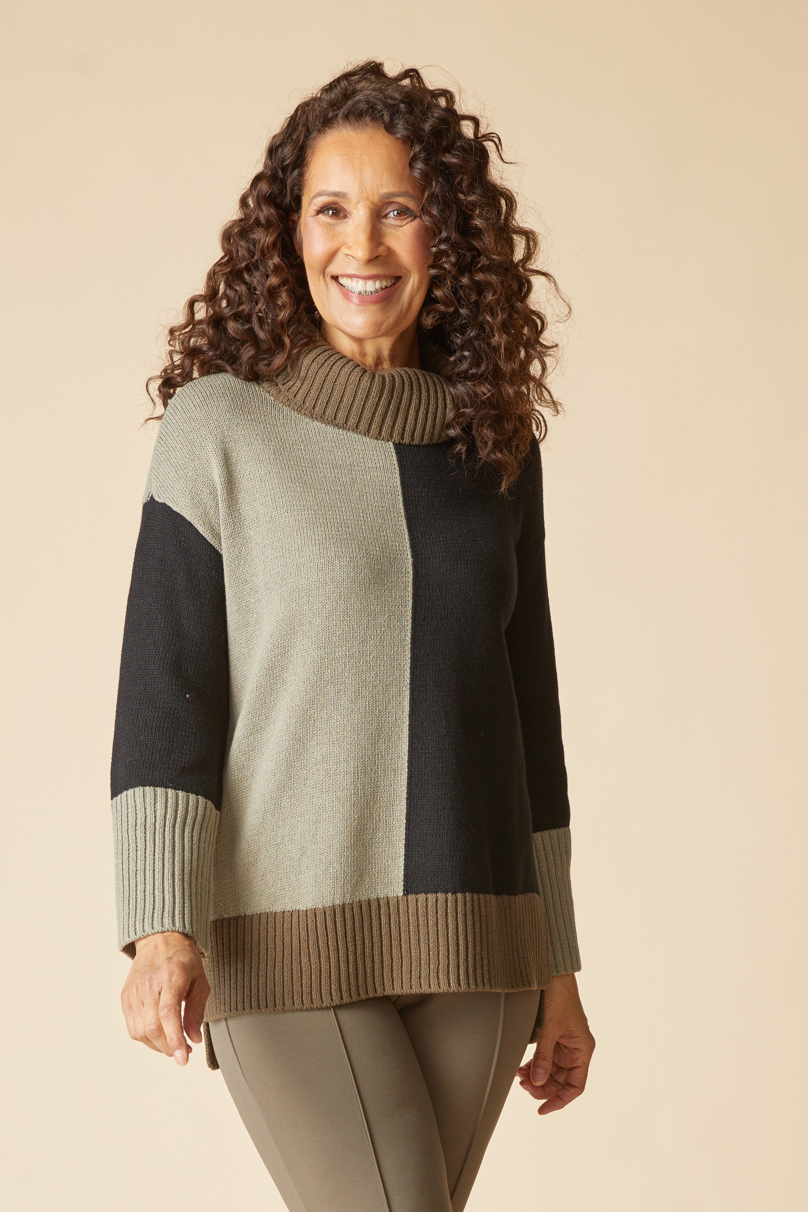Yin Yang Mix It Up Tunic - Umber