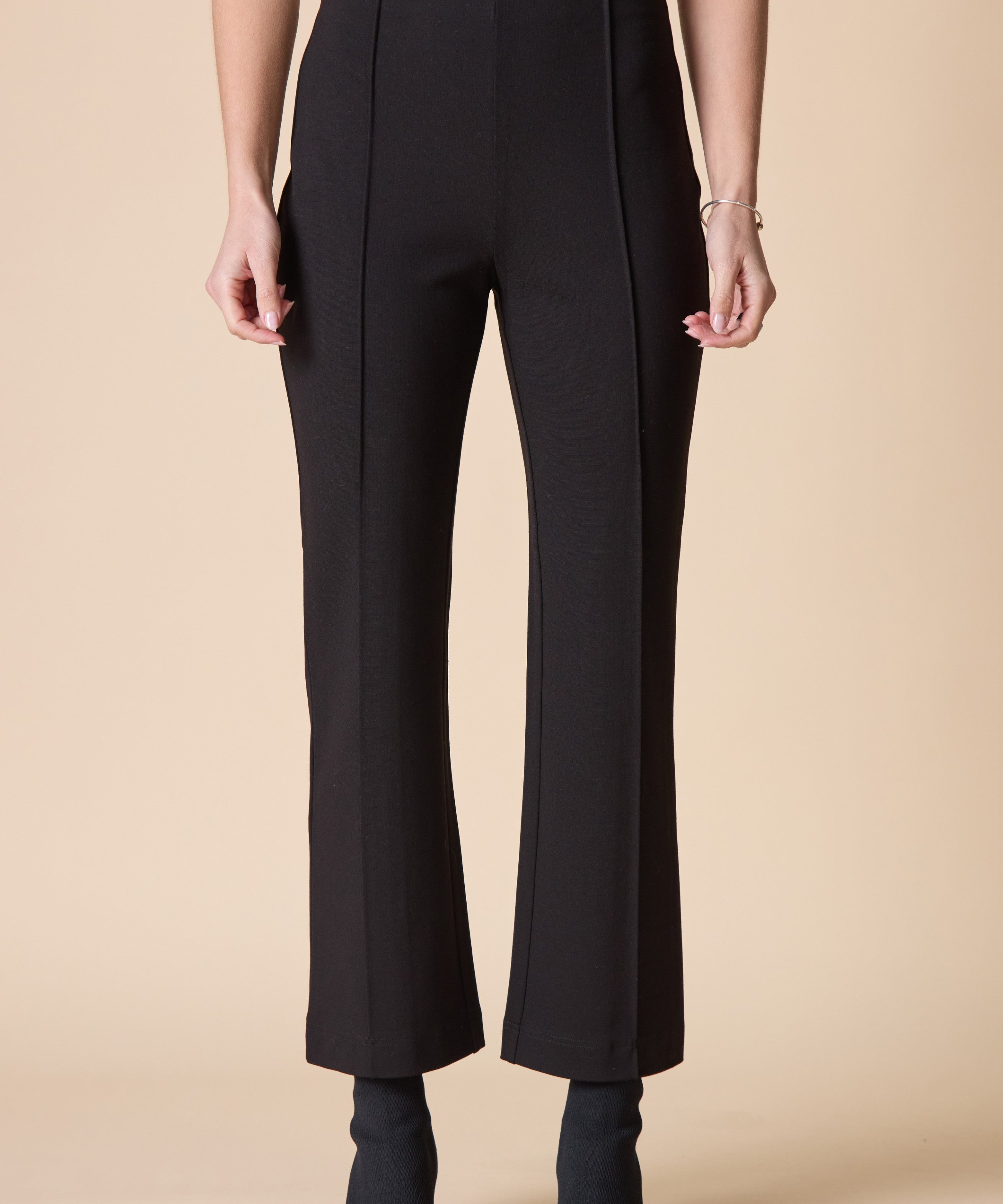 Luxe Ponte Kickflare Pant - Black