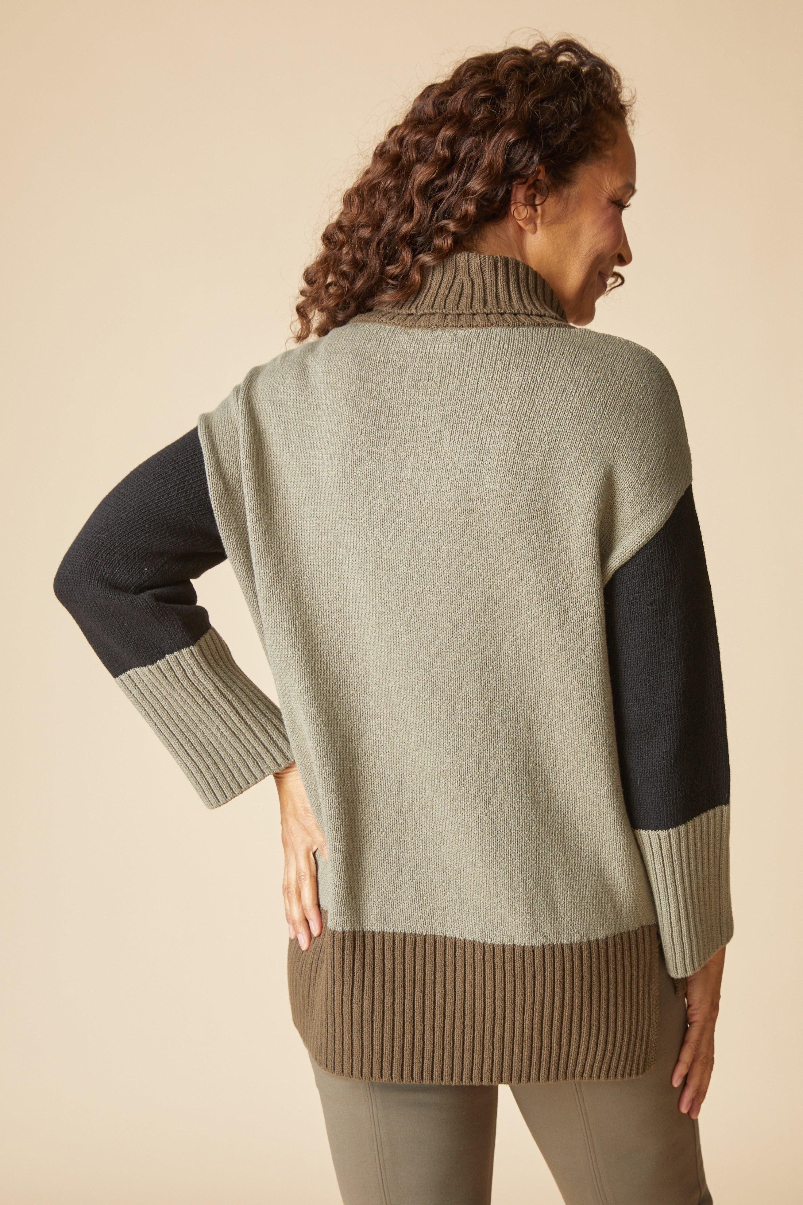 Yin Yang Mix It Up Tunic - Umber