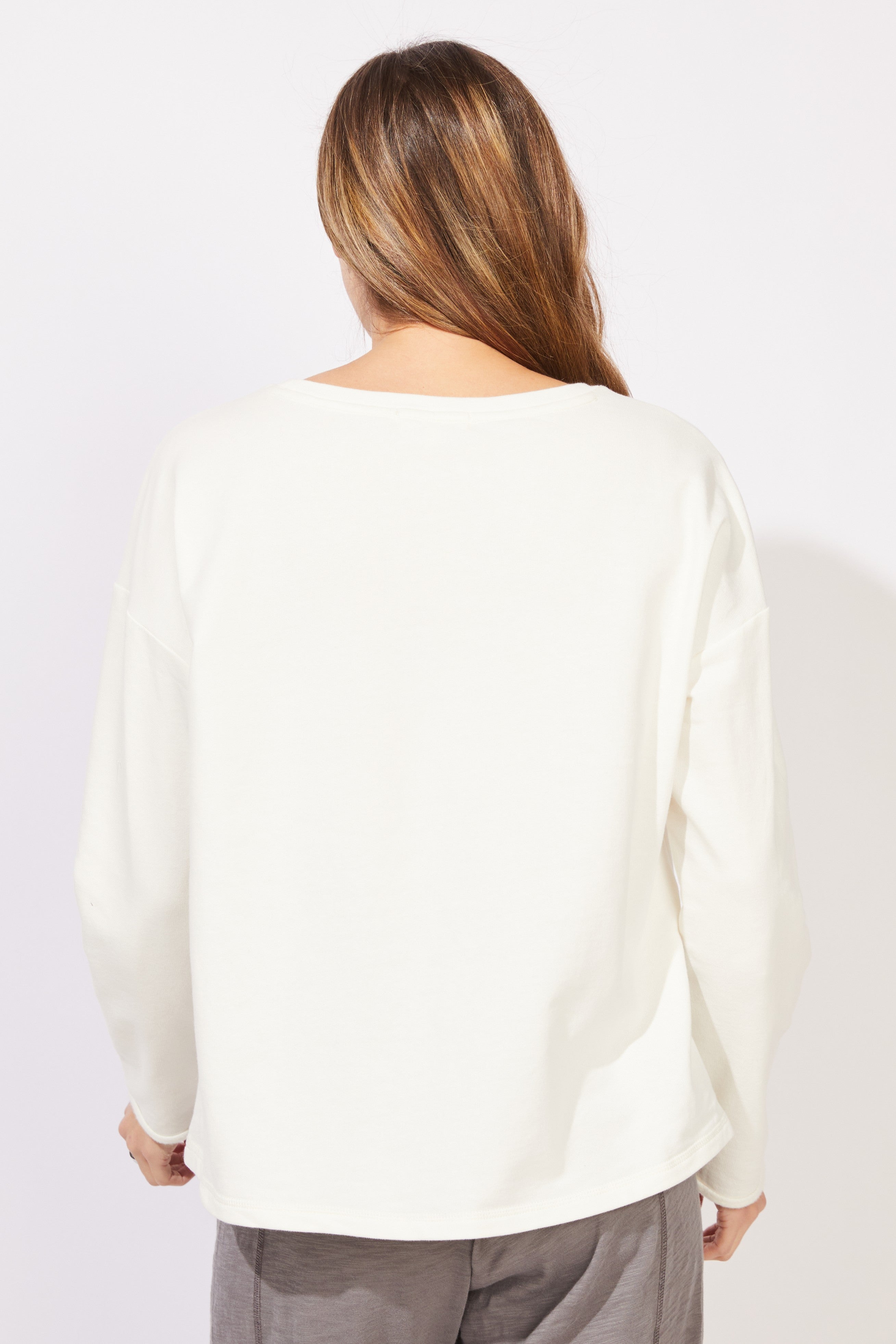 Destination Fleece Heart Pullover - Pearl
