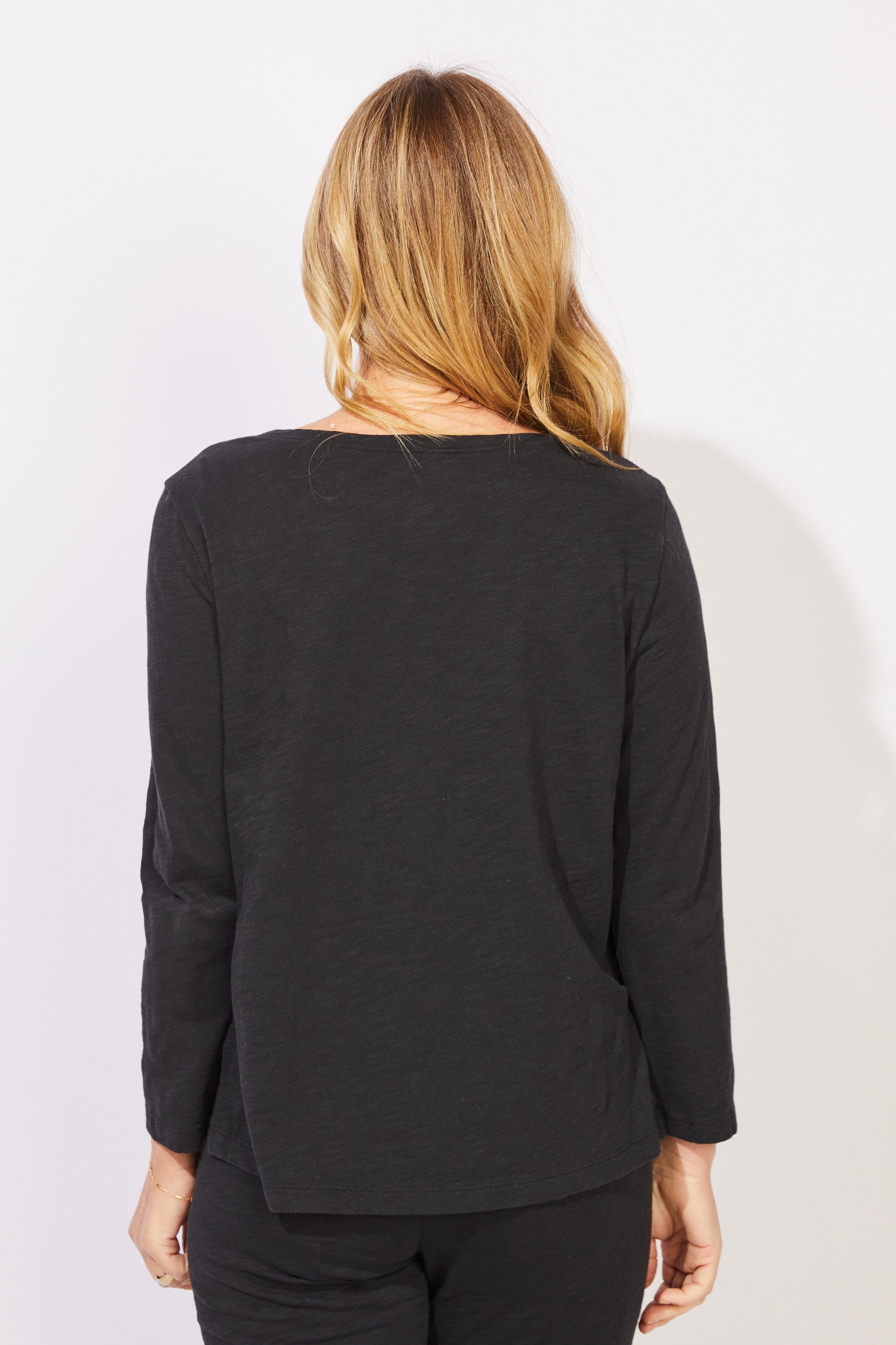 Destination Dragonfly Boxy Tee - Black