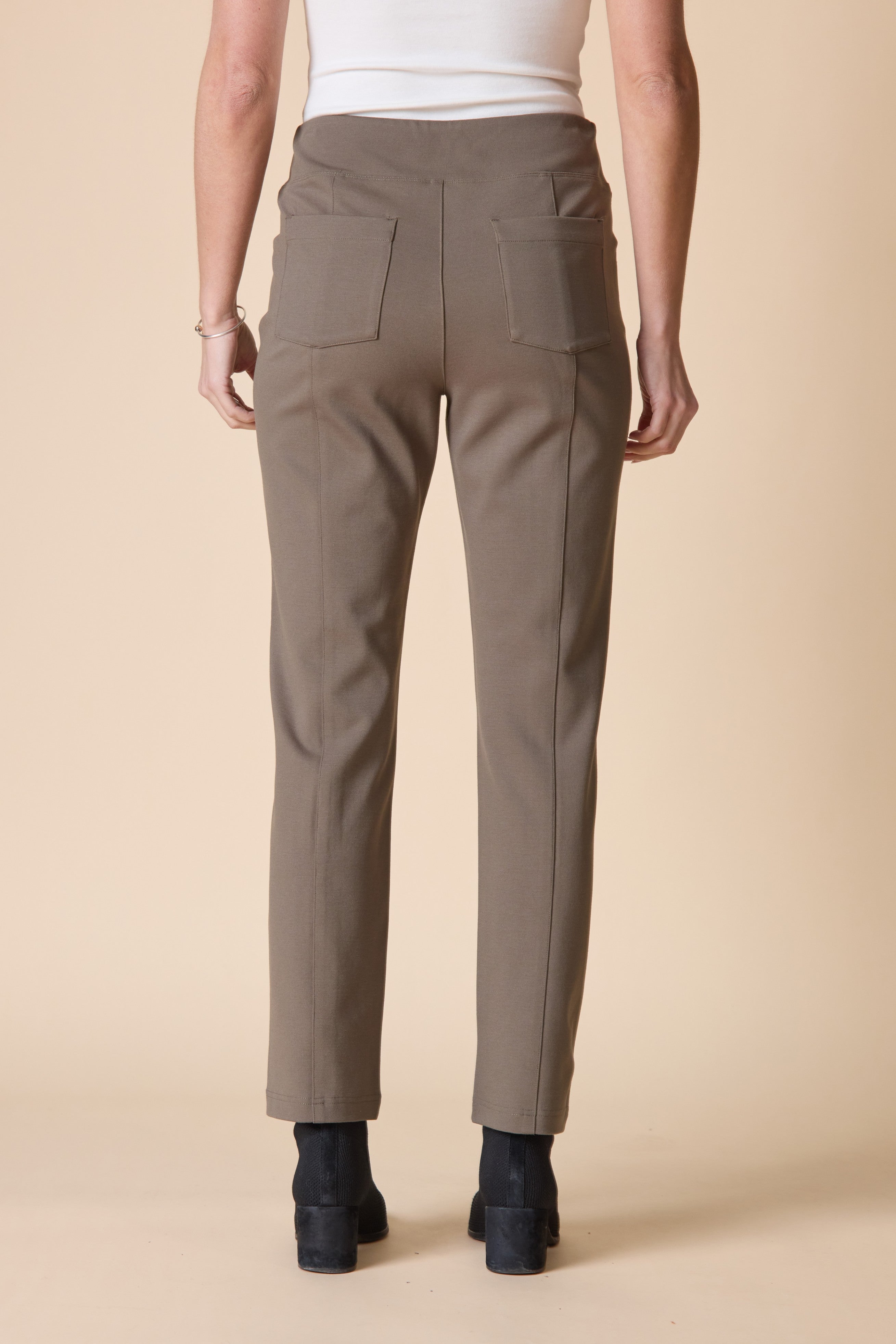 Luxe Ponte Seamed Pocket Pant - Umber