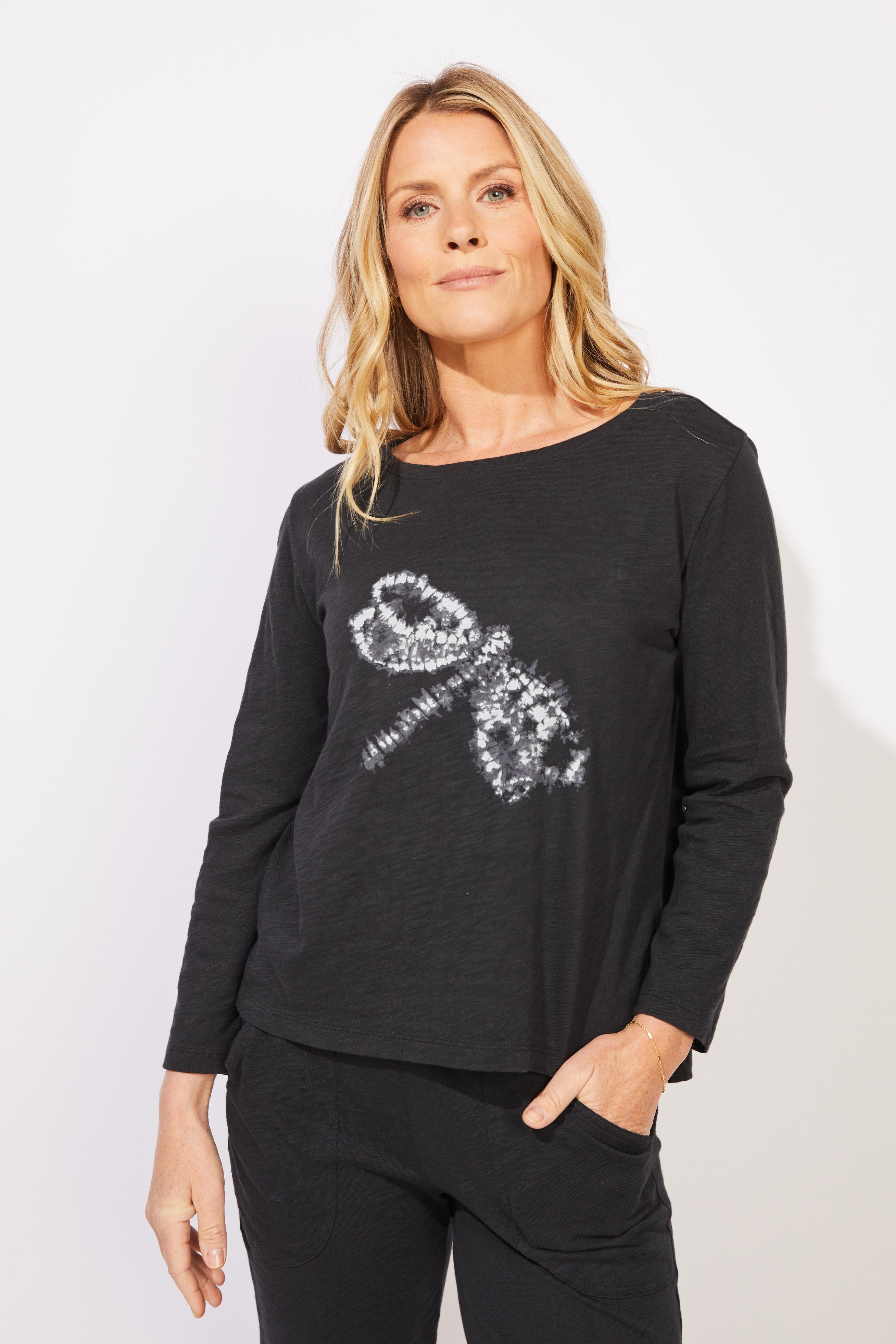 Destination Dragonfly Boxy Tee - Black