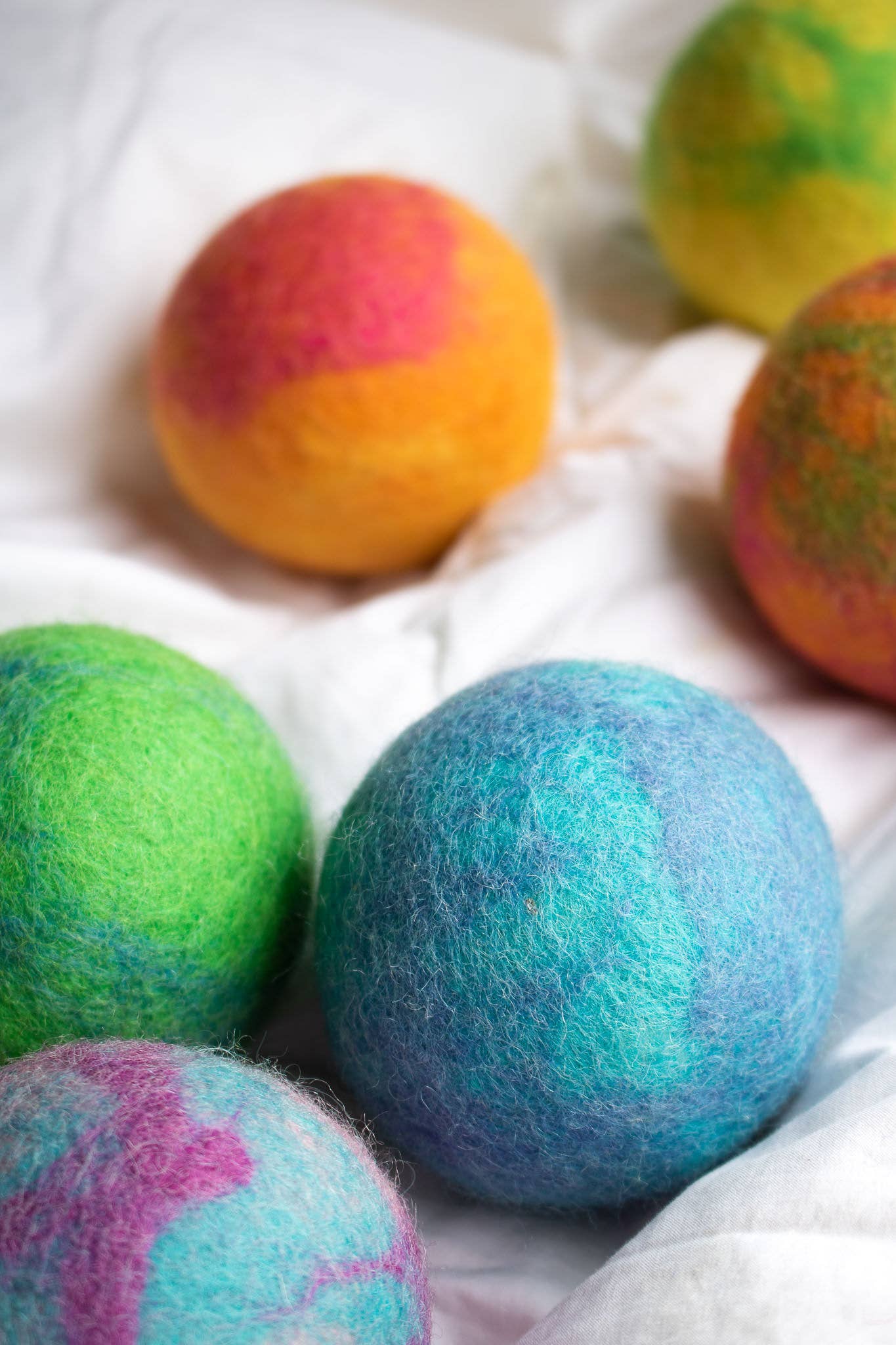 Galaxy Tie Dye Eco Wool Dryer Balls - Hippie - Friendsheep - 722698949125 - Sugar River Shoppe - 