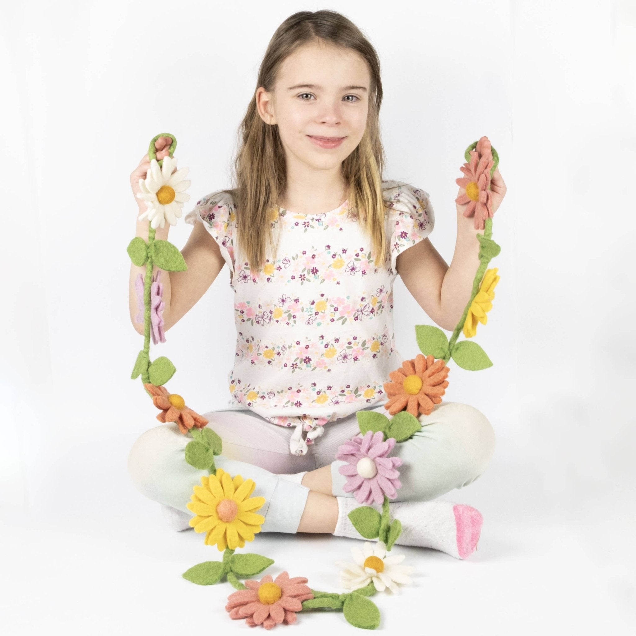 Garland - Flower - Pastel Daisy - Wall Decor - The Winding Road - 9650472 - Sugar River Shoppe - 