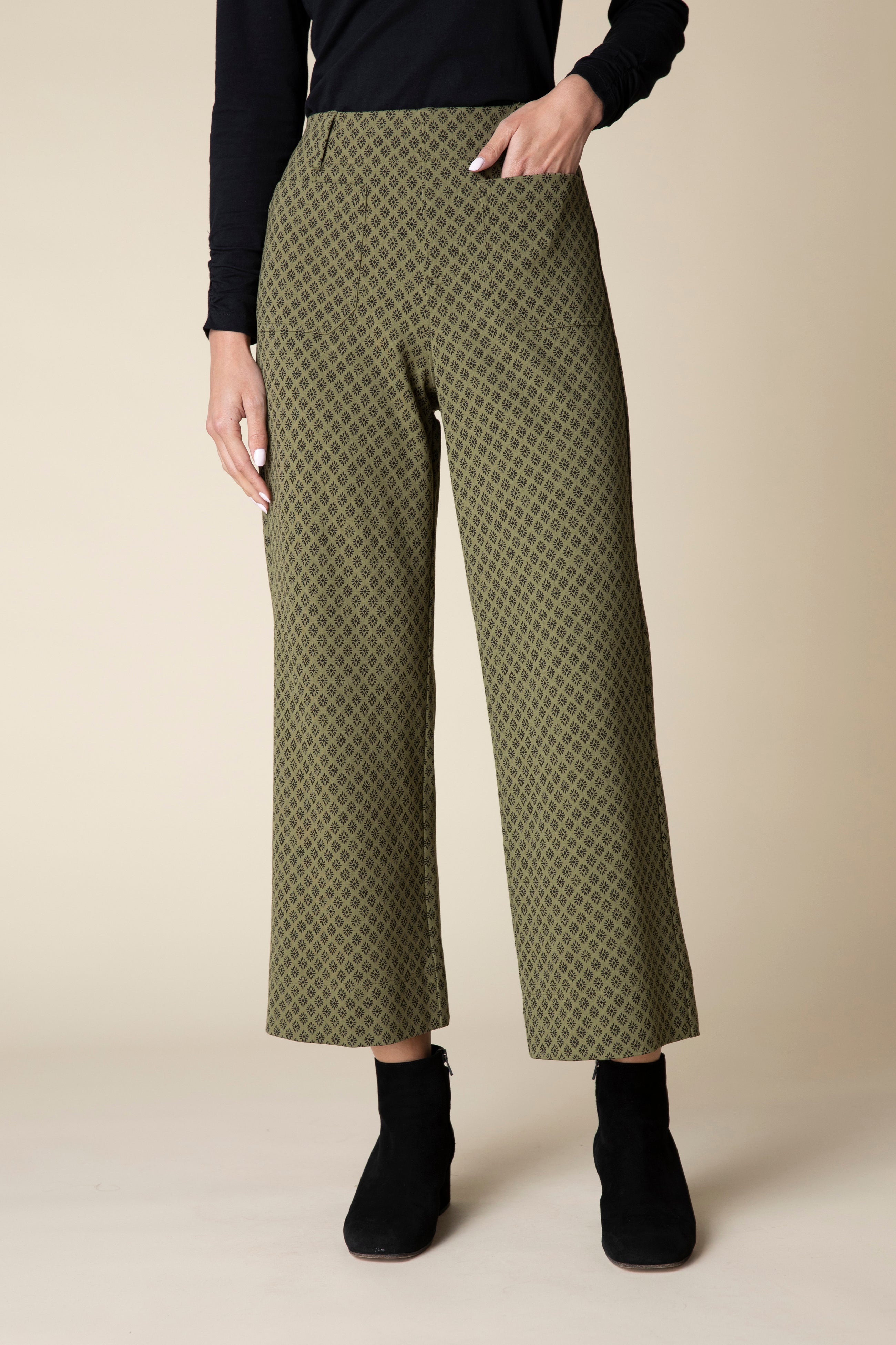 Luxe Ponte Stamped Floral Diamond Ankle Pant - Sugar River Shoppe