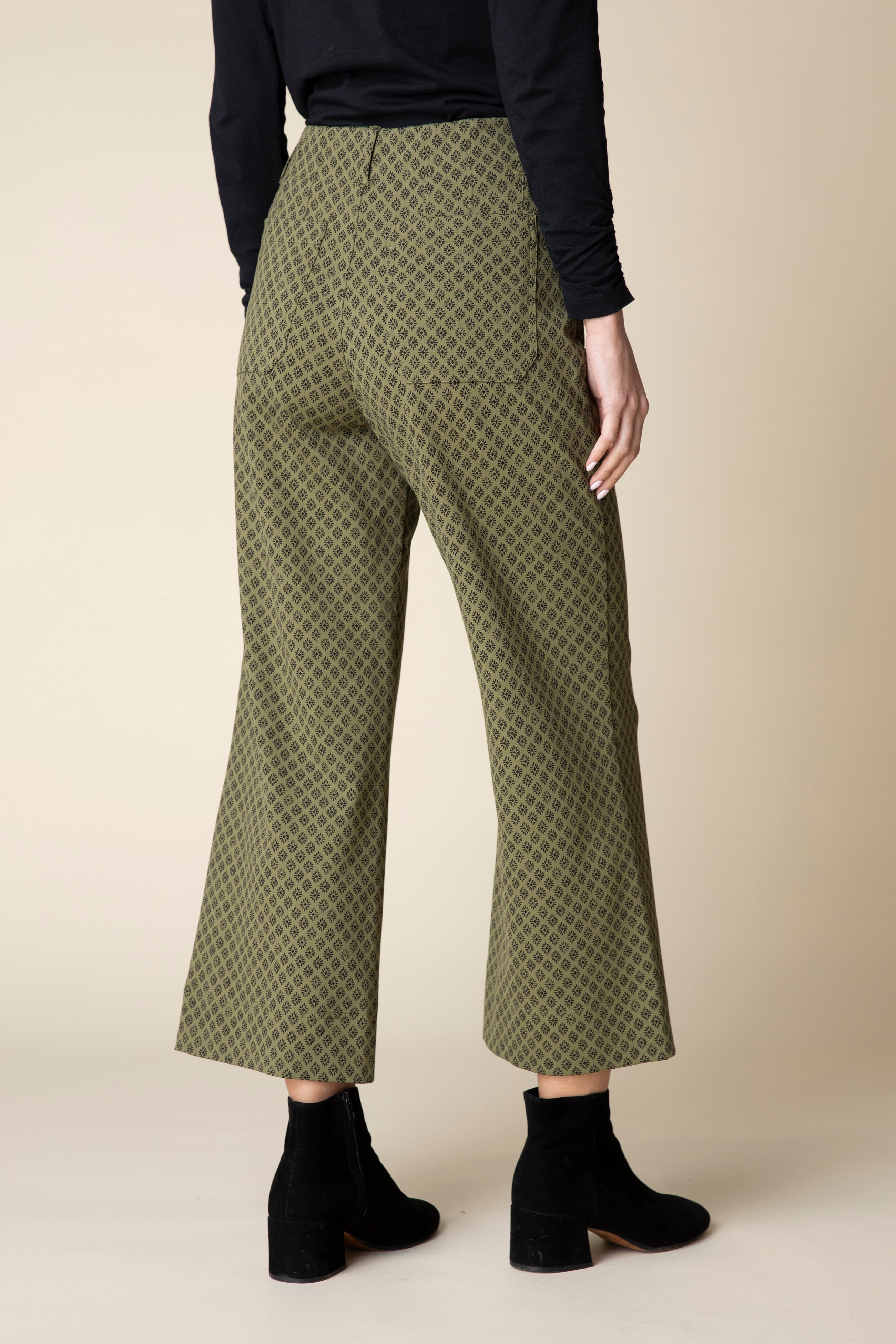 Luxe Ponte Stamped Floral Diamond Ankle Pant - Sugar River Shoppe