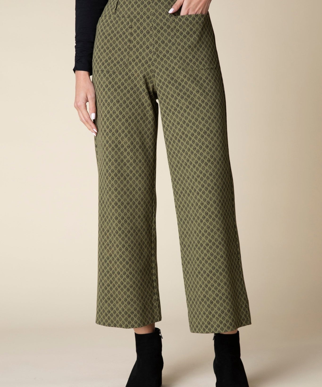 Luxe Ponte Stamped Floral Diamond Ankle Pant - Habitat - 194451488835 - Sugar River Shoppe - 