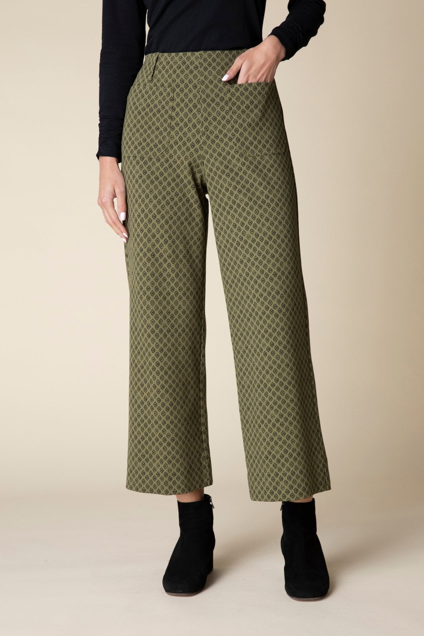 Luxe Ponte Stamped Floral Diamond Ankle Pant - Habitat - 194451488835 - Sugar River Shoppe - 