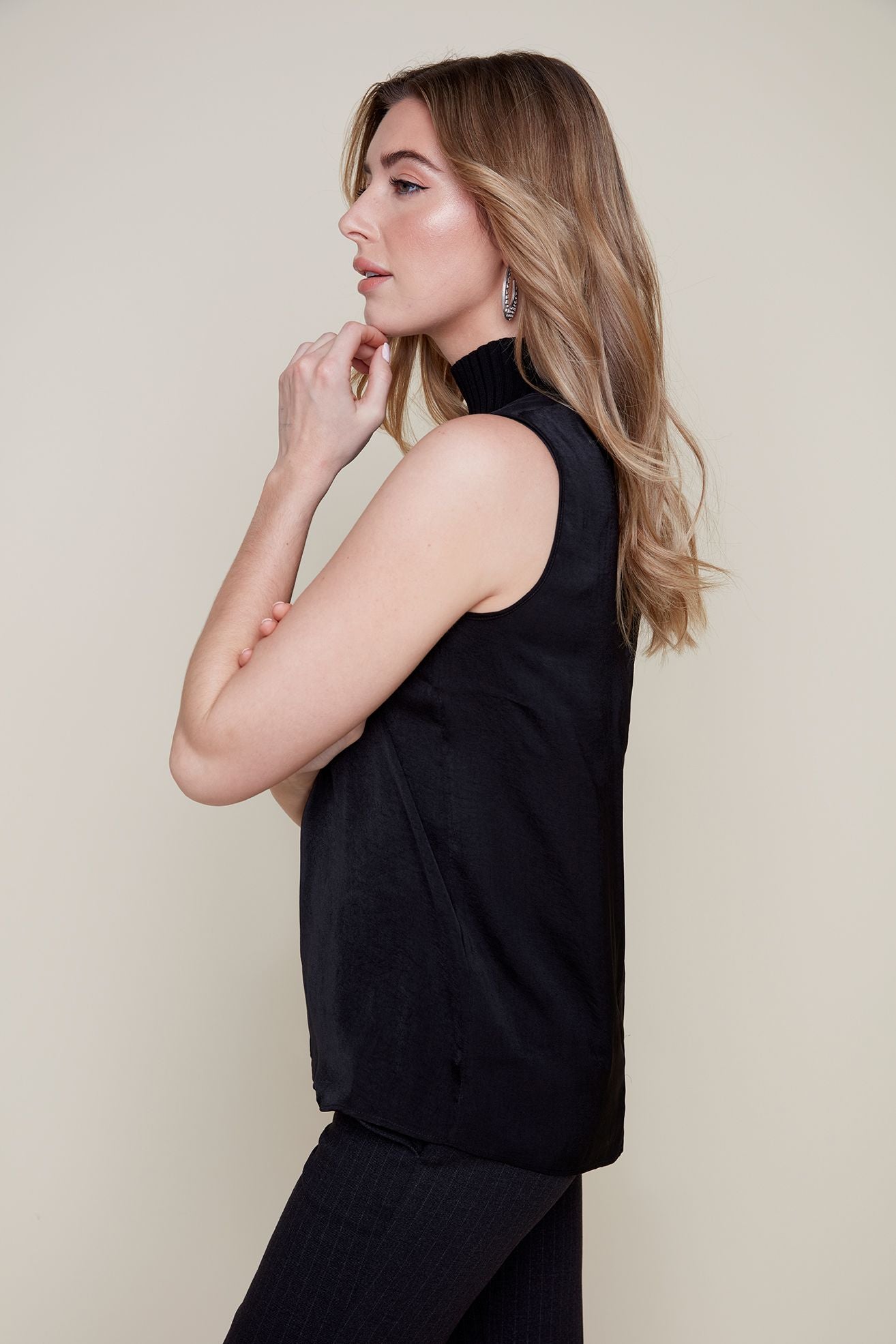 Sleeveless Blouse - Black - Sugar River Shoppe